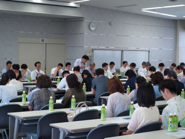 機械工学科概要説明の様子